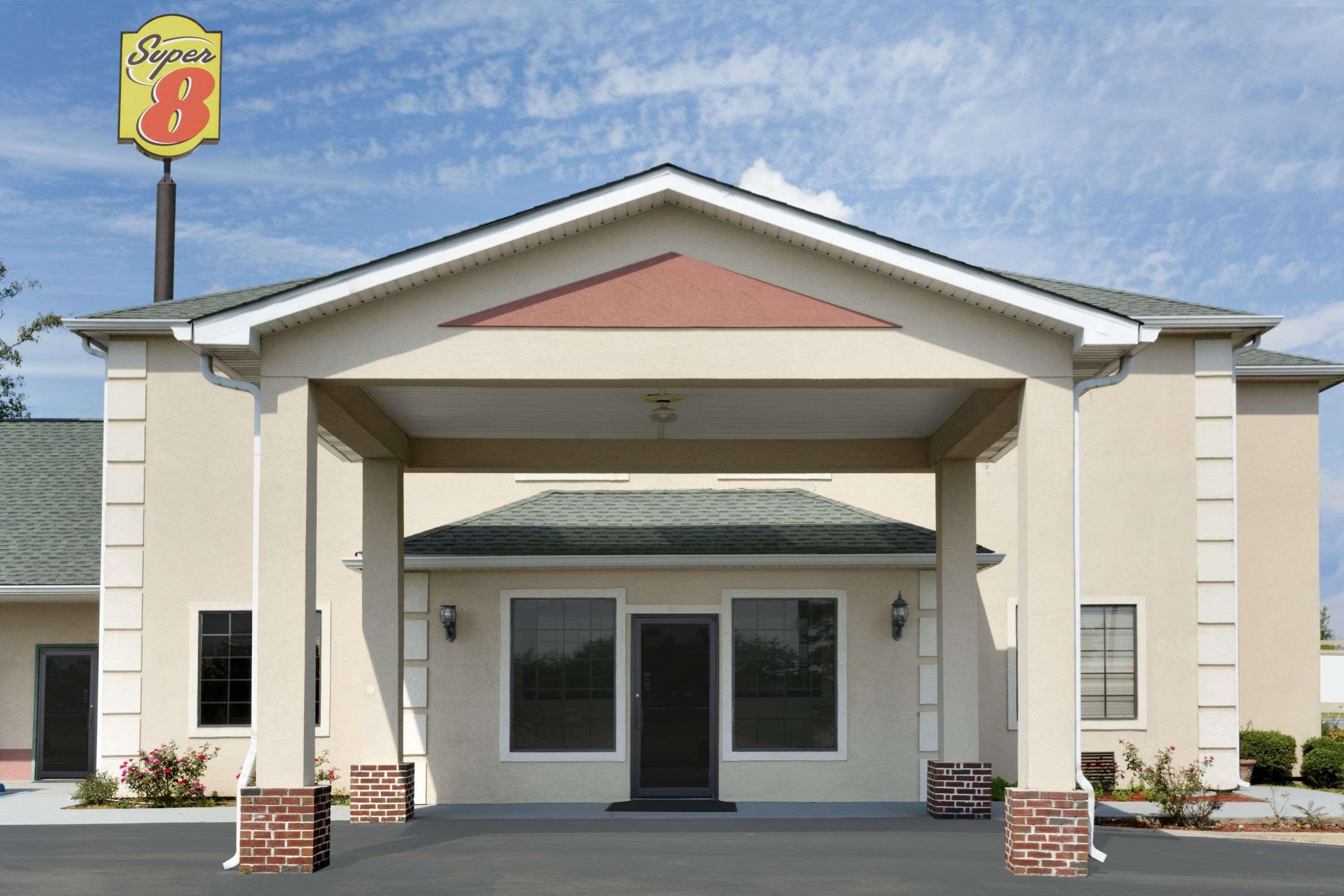 ซูเปอร์ 8 บาย วินด์แฮม แชทเวิร์ธ/ตัลตัน Motel Chatsworth ภายนอก รูปภาพ