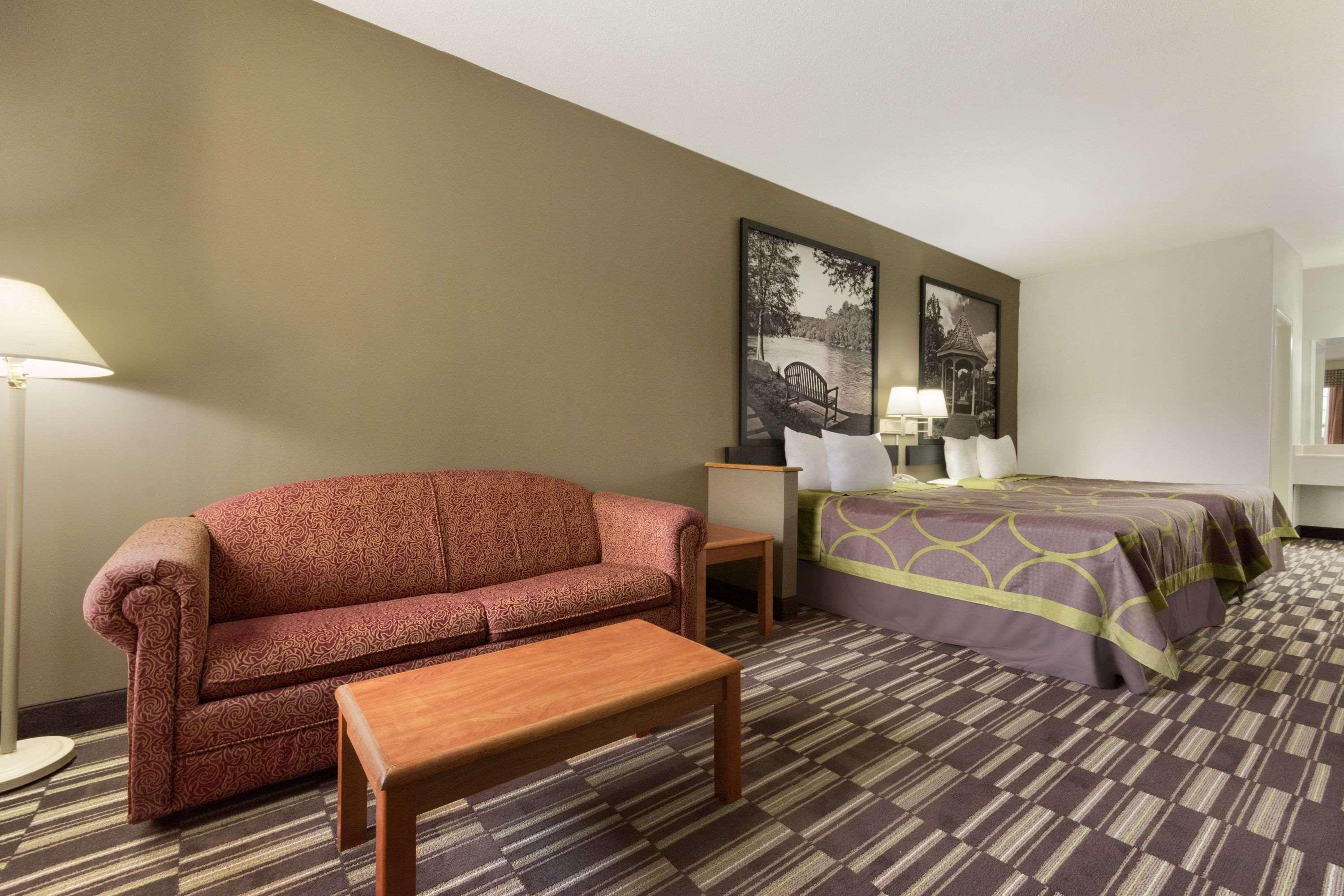 ซูเปอร์ 8 บาย วินด์แฮม แชทเวิร์ธ/ตัลตัน Motel Chatsworth ภายนอก รูปภาพ