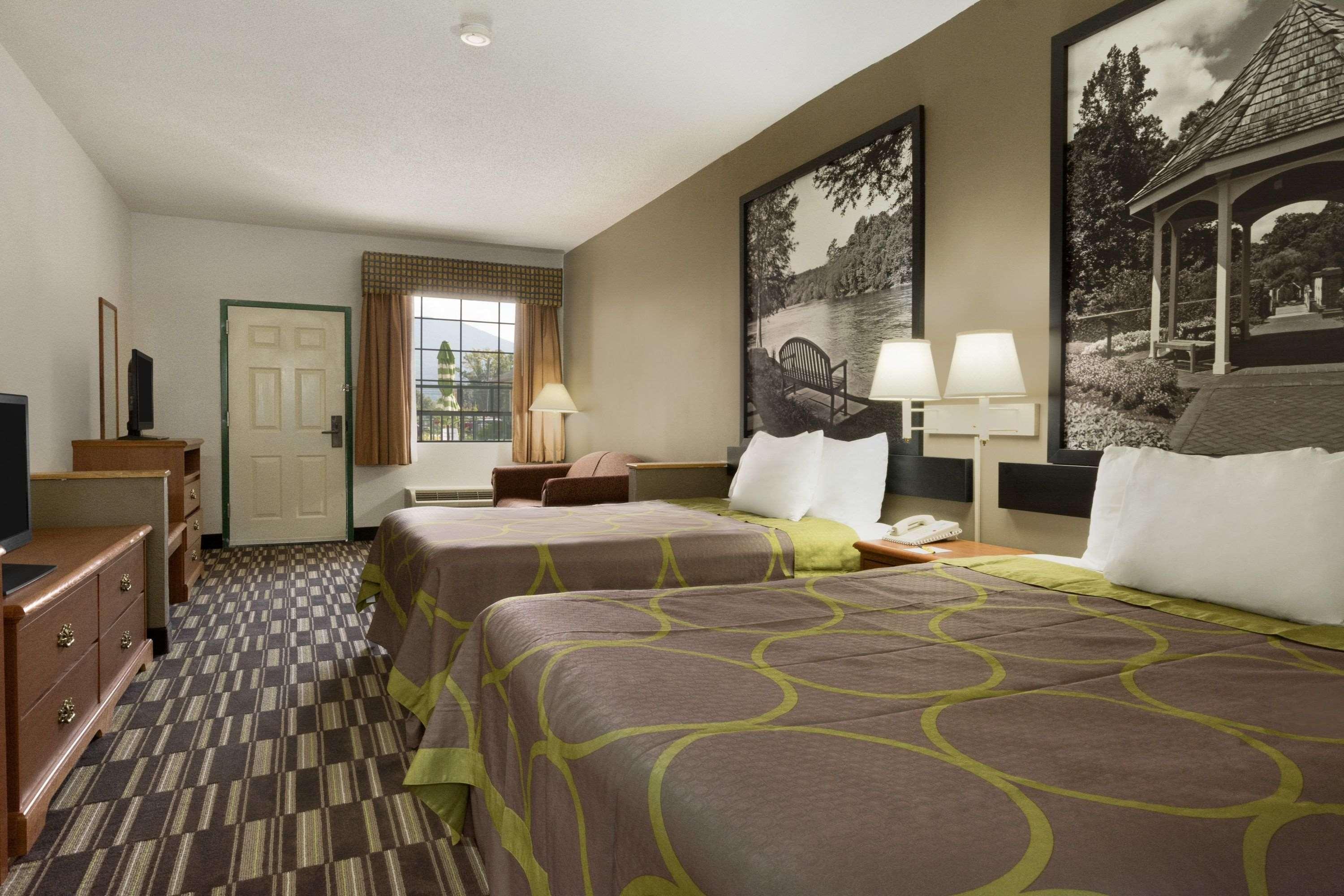 ซูเปอร์ 8 บาย วินด์แฮม แชทเวิร์ธ/ตัลตัน Motel Chatsworth ภายนอก รูปภาพ